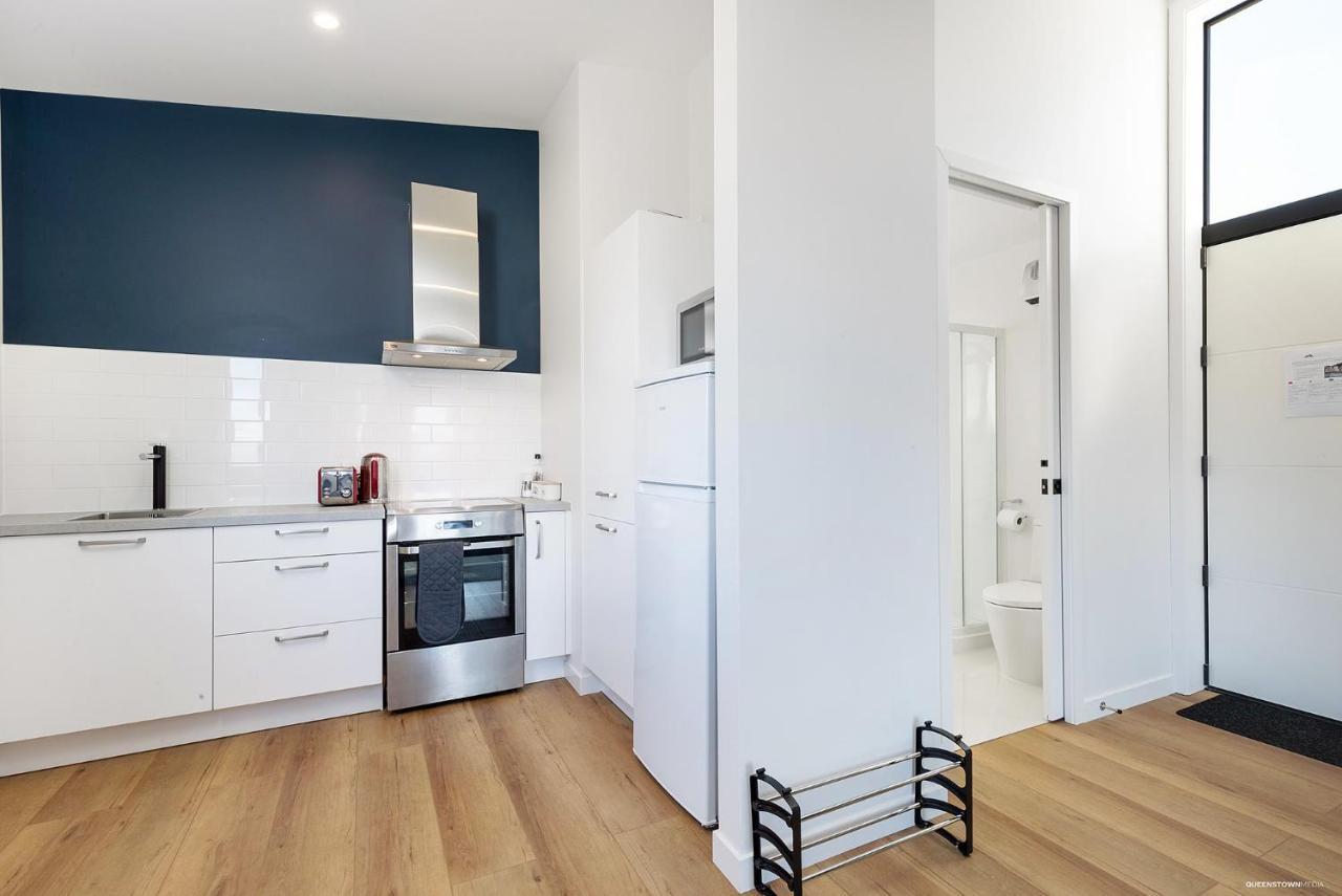 Brand New One Bedroom Apartment Квинстаун Экстерьер фото